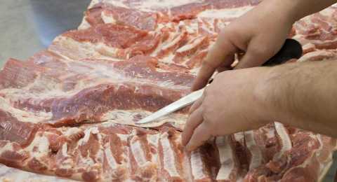 Taglio di ossi – Costine di maiale